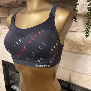 Victoria Secret sports bra